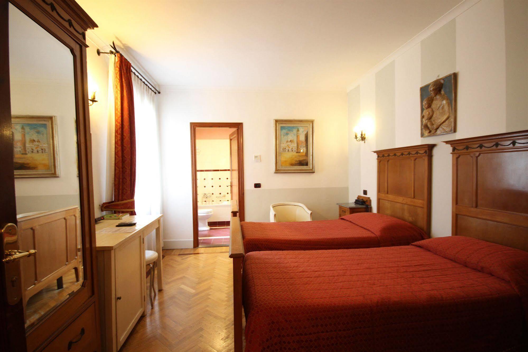 Villino Il Magnifico Bed & Breakfast ฟลอเรนซ์ ภายนอก รูปภาพ